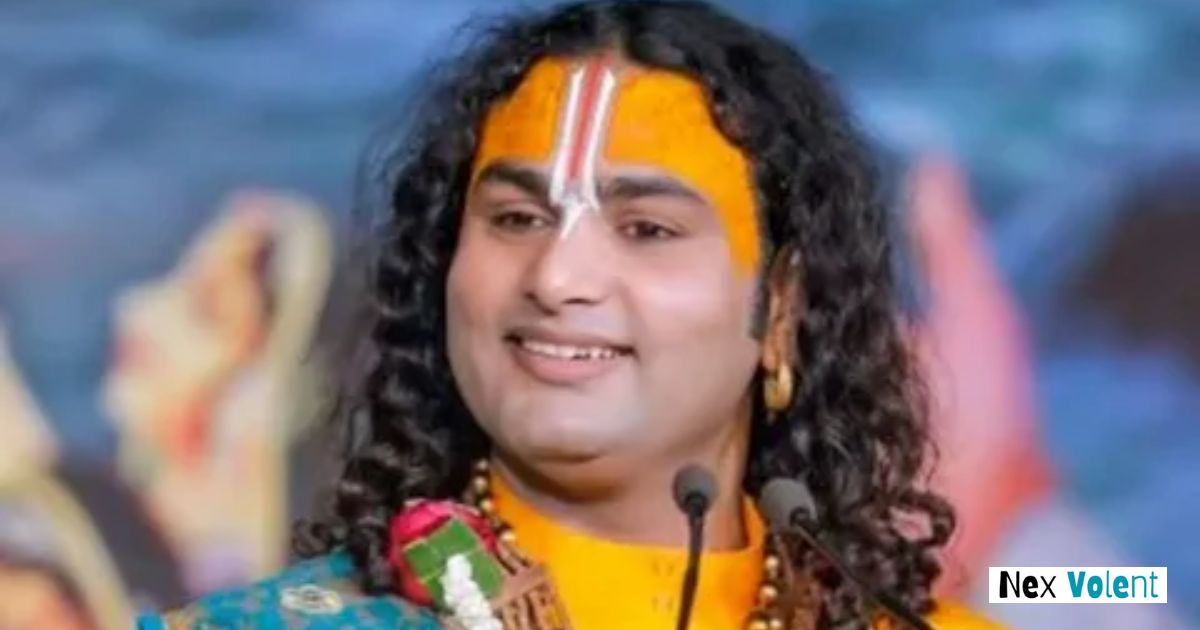 Aniruddhacharya Wife