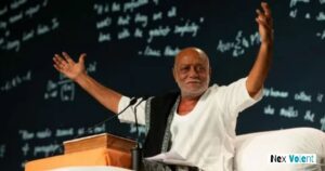 Morari Bapu Age: Biography, Birth Date, Caste, Family & Wife Morari Bapu Caste, Religion & Background